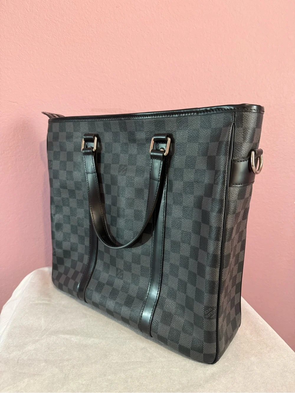 Louis Vuitton Tadao Tote Black/Gray Damier Graphite